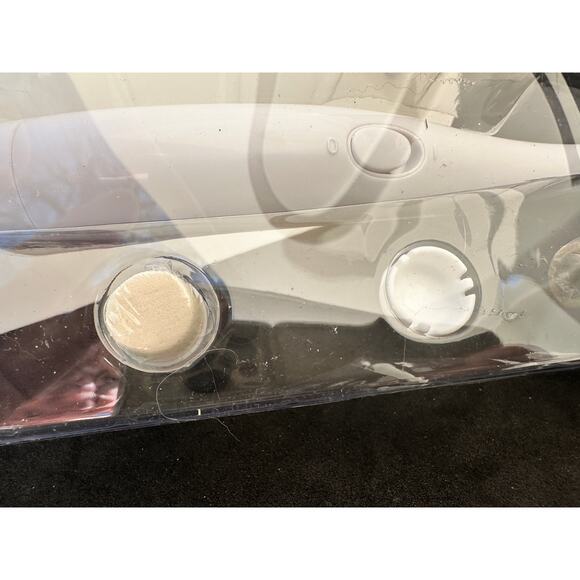 89A Susan Lucci Youthful Essence Micro Erase Microderm Kit; 2 xtra sponges NOS - Picture 3 of 3